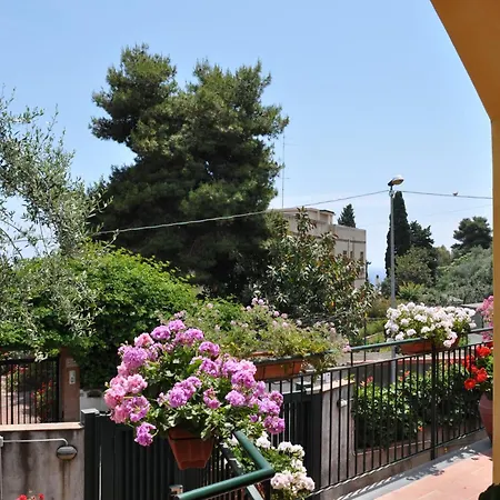 Stella Marina Bed & Breakfast 4*