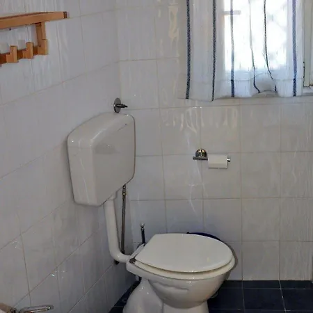 Stella Marina Oda ve Kahvaltı Aci Trezza
