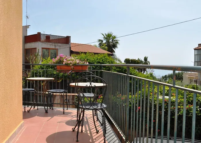 Bed & Breakfast Stella Marina Aci Trezza